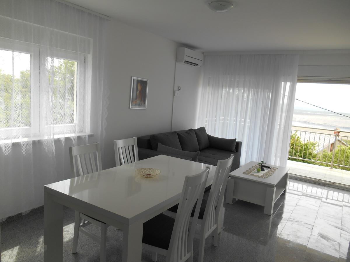 Apartments Diana Smrika Luaran gambar