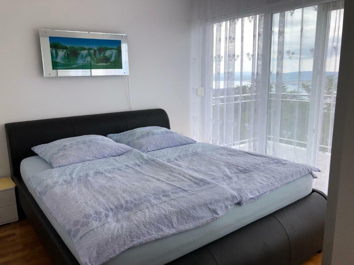 Apartments Diana Smrika Luaran gambar